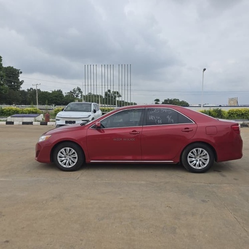 Foreign Used Toyota Camry 2014 for Sale In Lagos