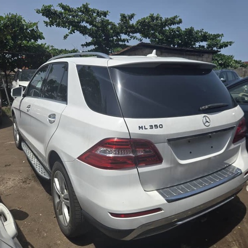 Foreign Used Mercedes Benz ML 350 2015 for Sale In Lagos