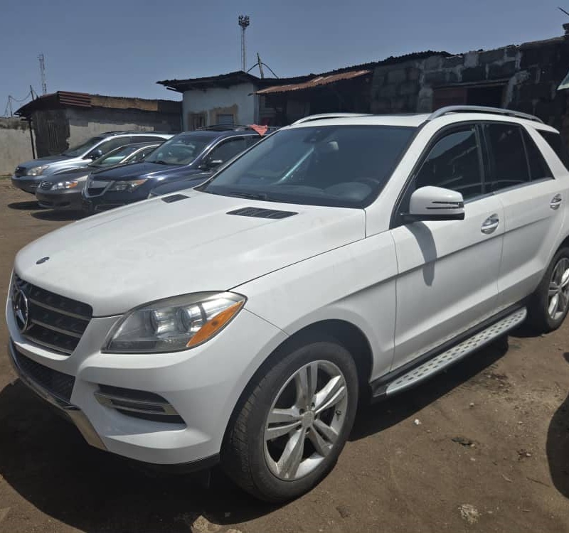 Foreign Used Mercedes Benz ML 350 2015 for Sale In Lagos image