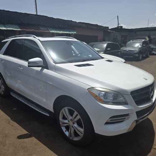 Foreign Used Mercedes Benz ML 350 2015 for Sale In Lagos