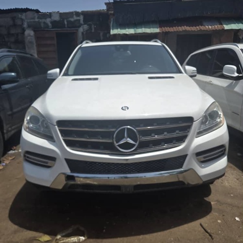 Foreign Used Mercedes Benz ML 350 2015 for Sale In Lagos