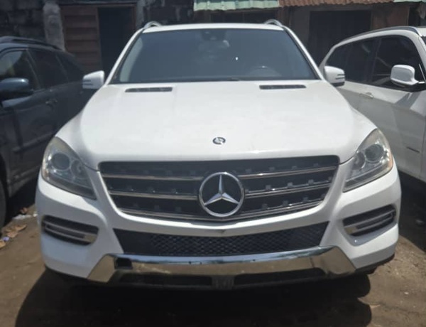 Foreign Used Mercedes Benz ML 350 2015 for Sale In Lagos
