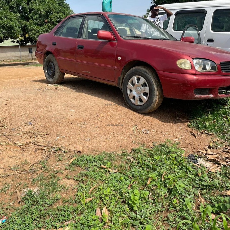 Toyota Corolla 2001 Maroon for Sale In Abuja image