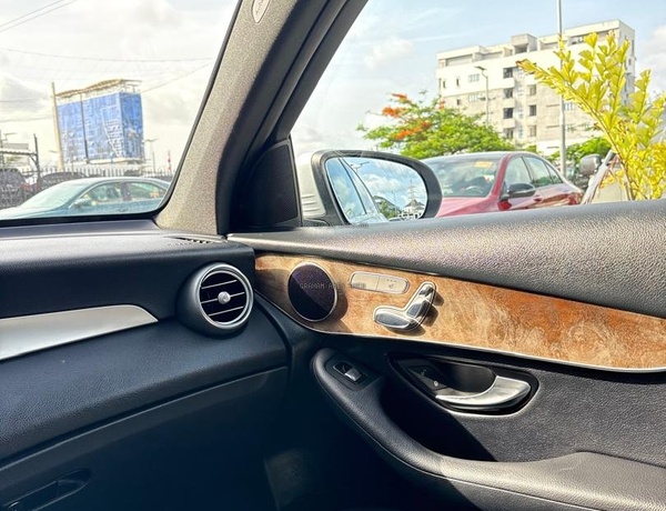 Mercedes-Benz GLC 300 2018  in Lagos