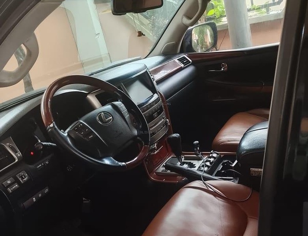 Lexus LX570 2012 For Sale