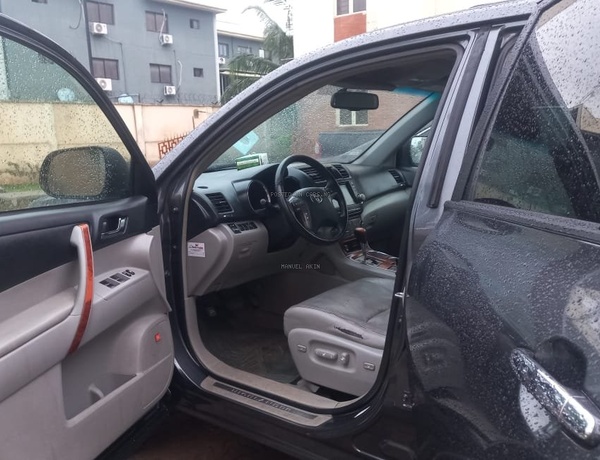 Toyota Highlander 2013 For Sale In Ikeja