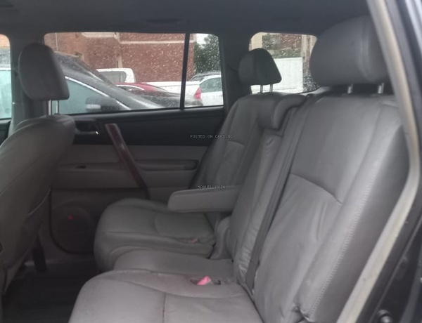 Toyota Highlander 2013 For Sale In Ikeja