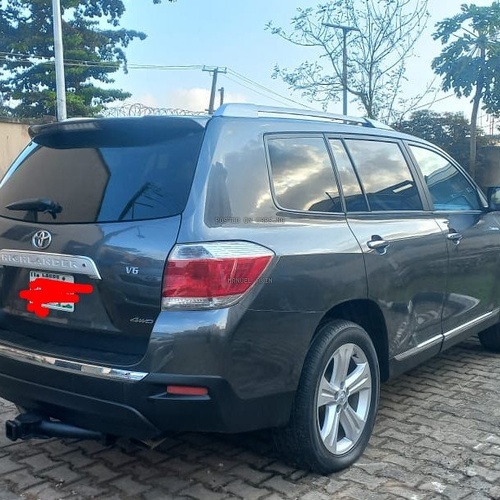 Toyota Highlander 2013 For Sale In Ikeja