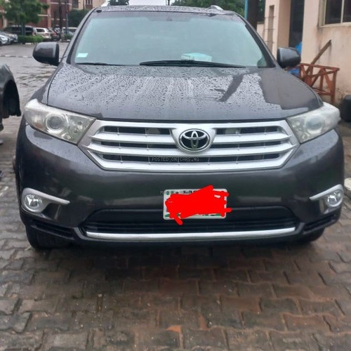 Toyota Highlander 2013 For Sale In Ikeja