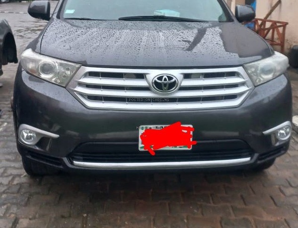 Toyota Highlander 2013 For Sale In Ikeja