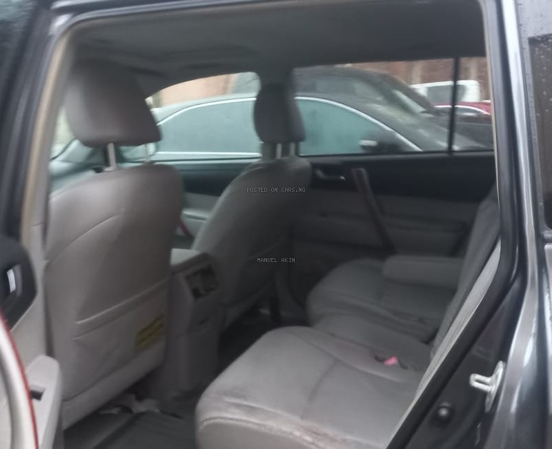 Toyota Highlander 2013 For Sale In Ikeja image