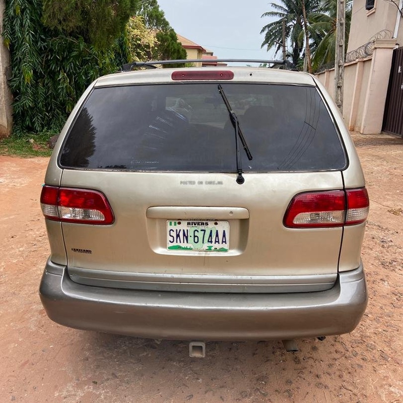 Toyota Sienna 2002 For Sale In Nnewi image