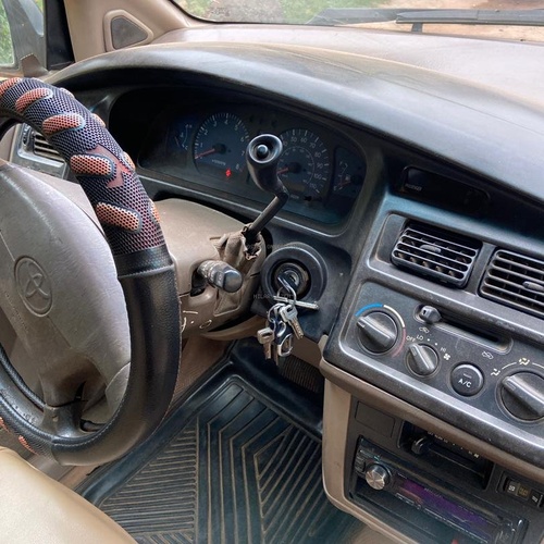 Toyota Sienna 2002 For Sale In Nnewi