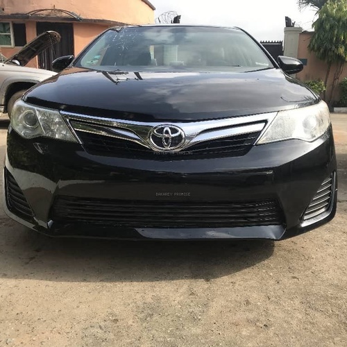 Toyota Camry 2014 LE For Sale In Lagos 