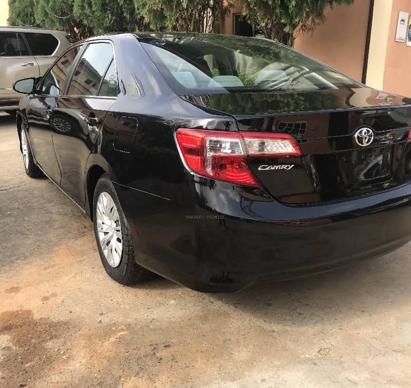 Toyota Camry 2014 LE For Sale In Lagos  image