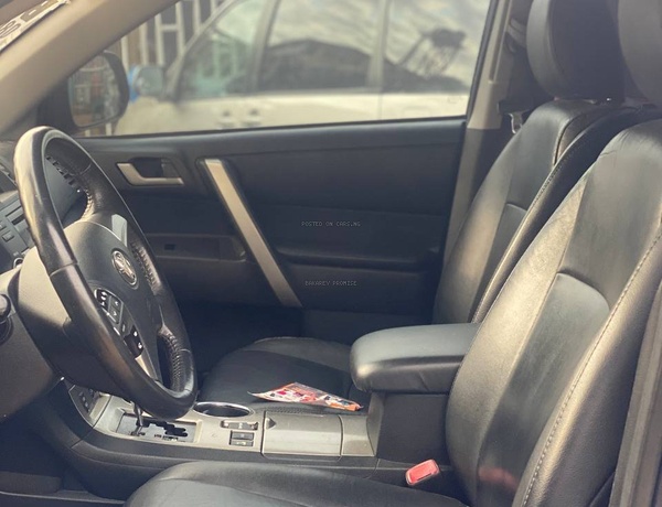 TOYOTA HIGHLANDER 2012 FOR SALE IN LAGOS