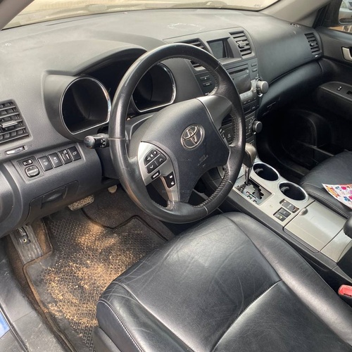 TOYOTA HIGHLANDER 2012 FOR SALE IN LAGOS