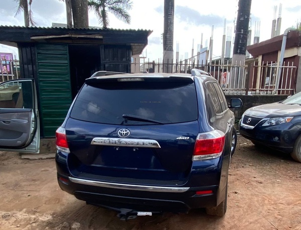 TOYOTA HIGHLANDER 2012 FOR SALE IN LAGOS