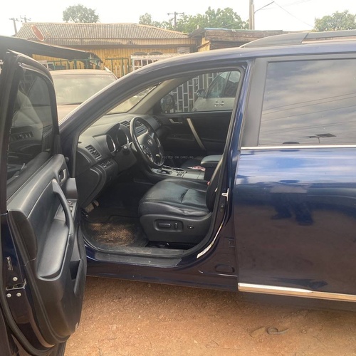 TOYOTA HIGHLANDER 2012 FOR SALE IN LAGOS