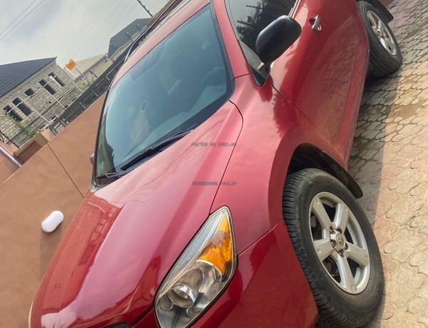 Nigerian Used Toyota  RAV4 2008 V6 in Lagos