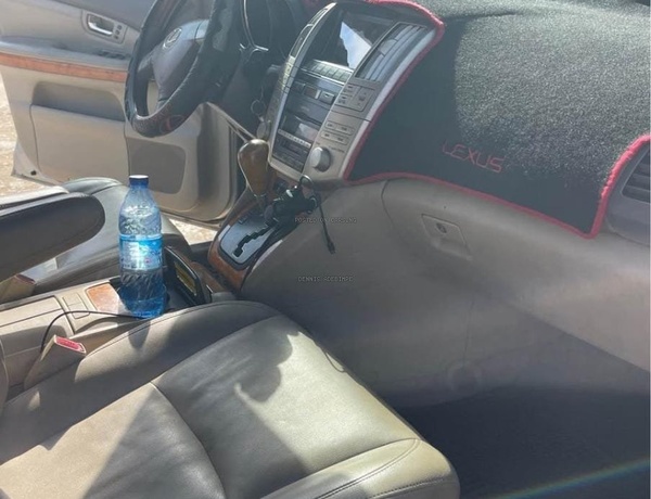 Nigerian Used Lexus  RX330 2006 - Lagos