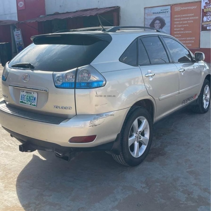 Nigerian Used Lexus  RX330 2006 - Lagos image