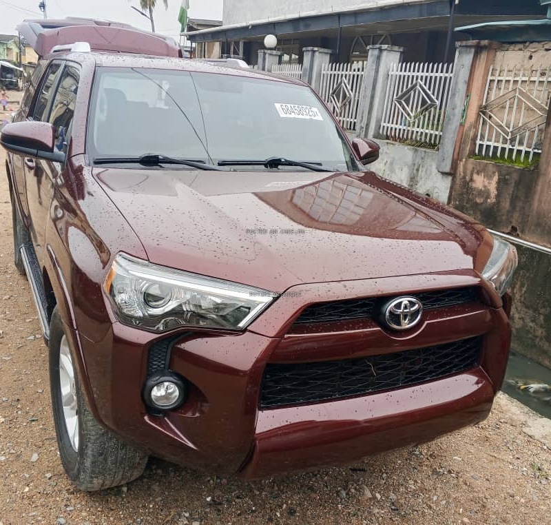 Foreign Used Toyota 4Runner Sr5 2016 in Lagos  image