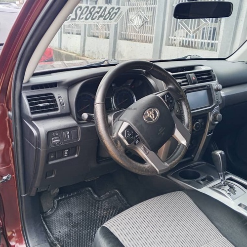 Foreign Used Toyota 4Runner Sr5 2016 in Lagos 