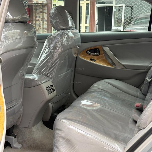 Foreign Used Toyota Camry XLE 2007 in lagos