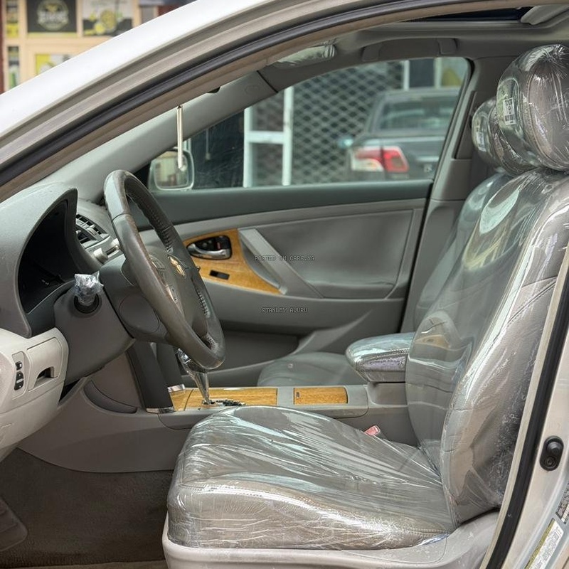 Foreign Used Toyota Camry XLE 2007 in lagos image