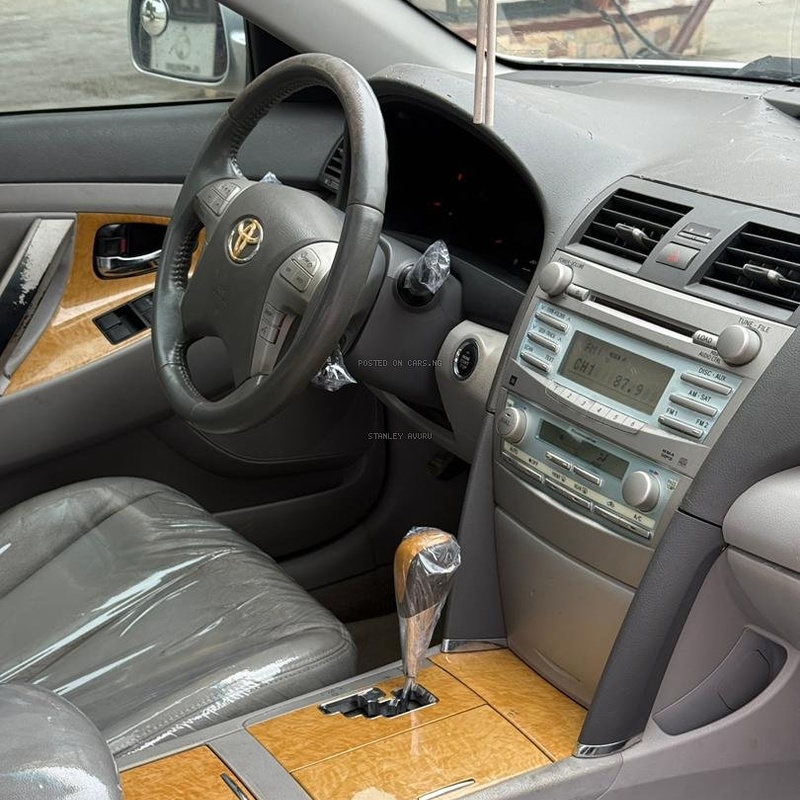 Foreign Used Toyota Camry XLE 2007 in lagos image