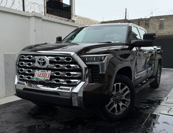 Foreign used Toyota tundra 2023 