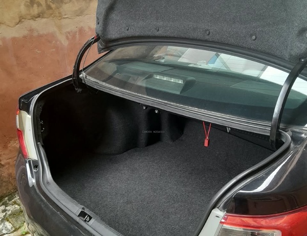 Clean Nigerian Used Toyota Camry 2012 LE