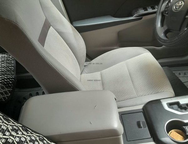 Clean Nigerian Used Toyota Camry 2012 LE