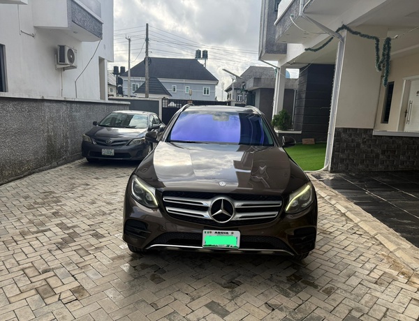 Nigerian Used Mercedes benz GLC300 2016 In Lagos