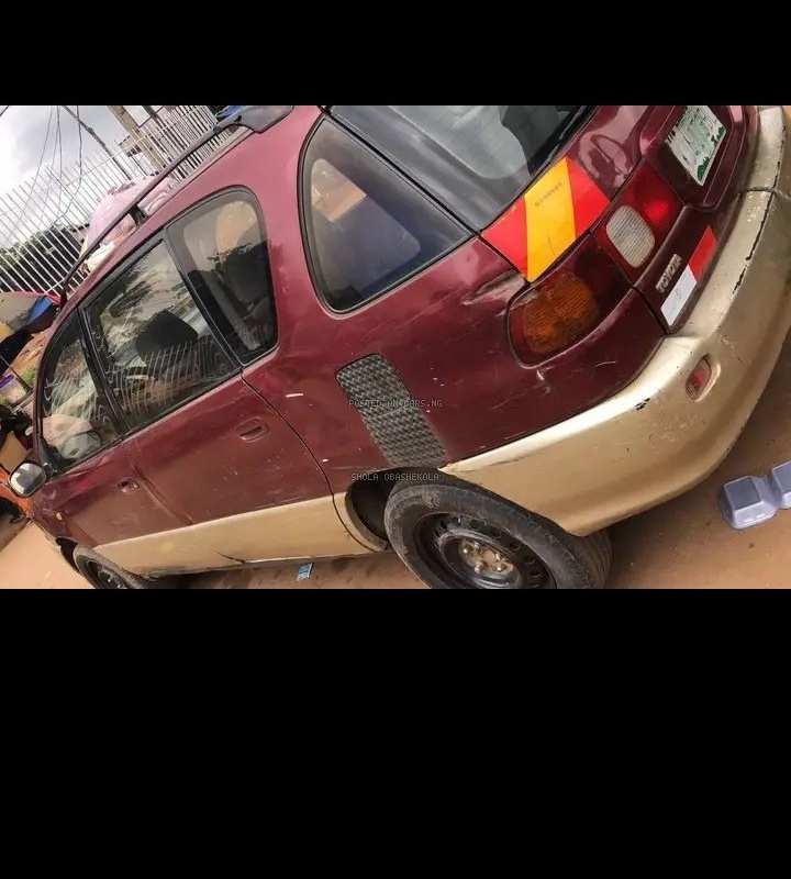 Nigerian Used Toyota picnic 2002 In Lagos image