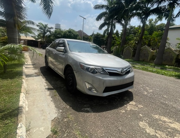 Foreign Used Toyota Camry 2014 in Abuja