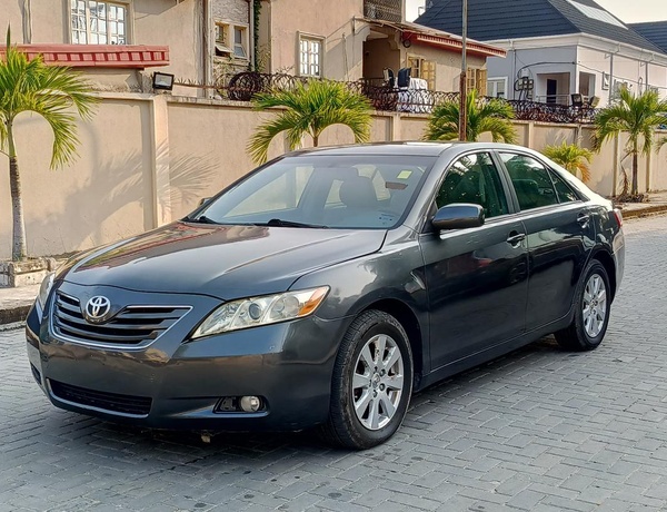 FOREIGN USED TOYOTA CAMRY 2008 XLE for Sale In Lagos