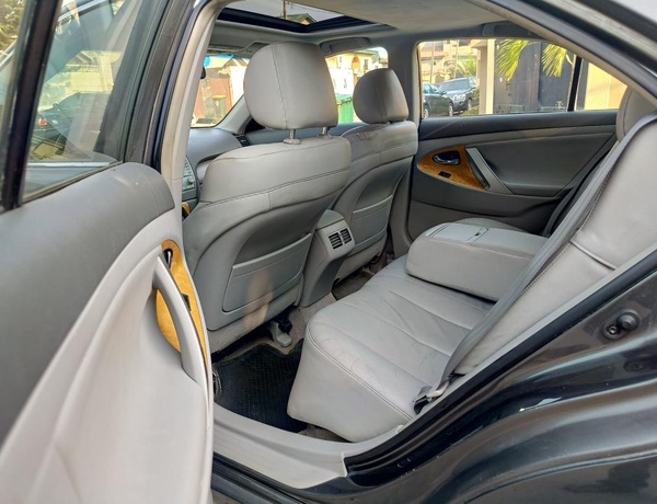 FOREIGN USED TOYOTA CAMRY 2008 XLE for Sale In Lagos