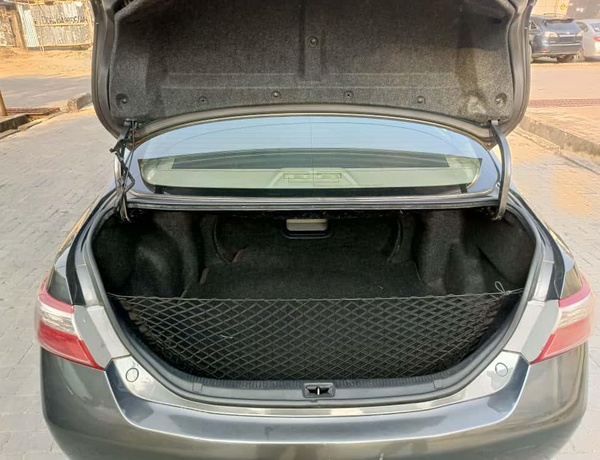 FOREIGN USED TOYOTA CAMRY 2008 XLE for Sale In Lagos