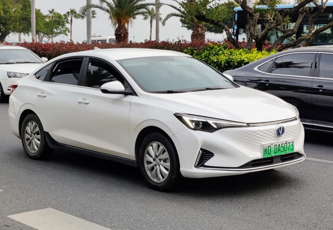 Changan Eado image 4