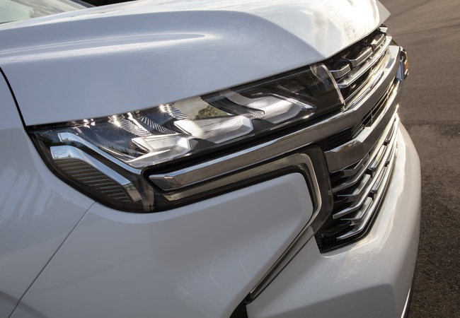 Chevrolet Suburban image 5
