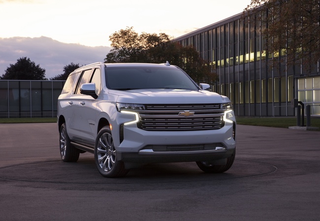 Chevrolet Suburban image 4