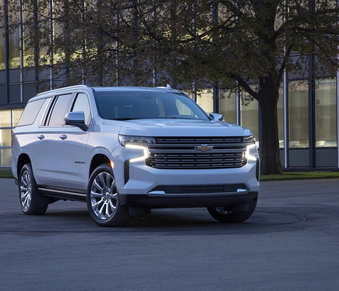 Chevrolet Suburban logo Image
