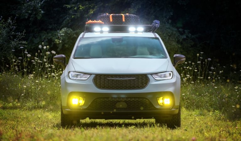 Chrysler Hero Image