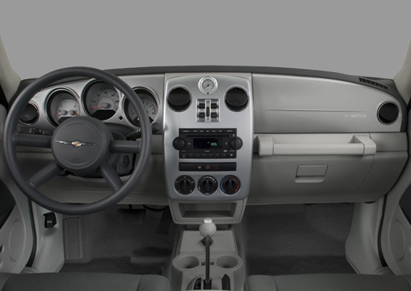Chrysler PT Cruiser image 2