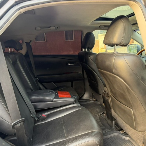Clean 2010 Lexus RX350 top grade for Sale In Abuja