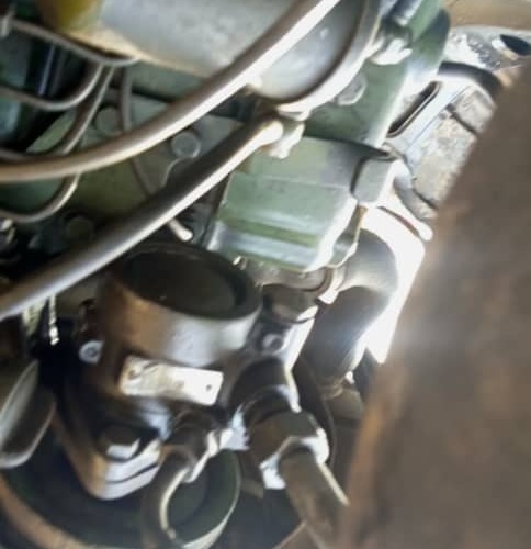 Clean Fairly Used 2002 Mercedes Benz single Axle Truck for Sale Portharcourt