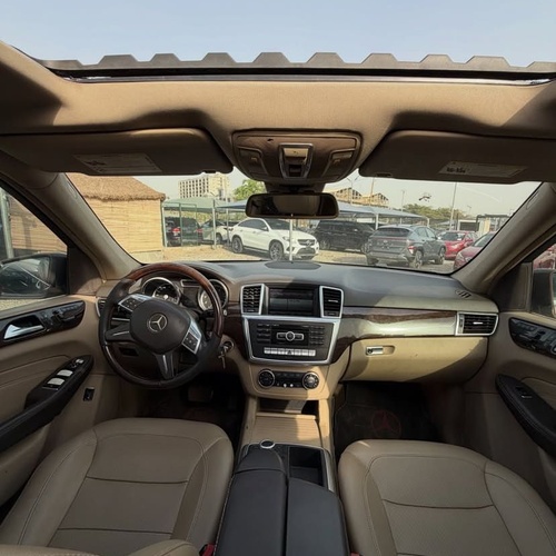 CLEAN USED  2014 MERCEDES BENZ ML350 FOR SALE IN ABUJA
