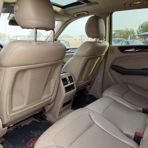CLEAN USED  2014 MERCEDES BENZ ML350 FOR SALE IN ABUJA